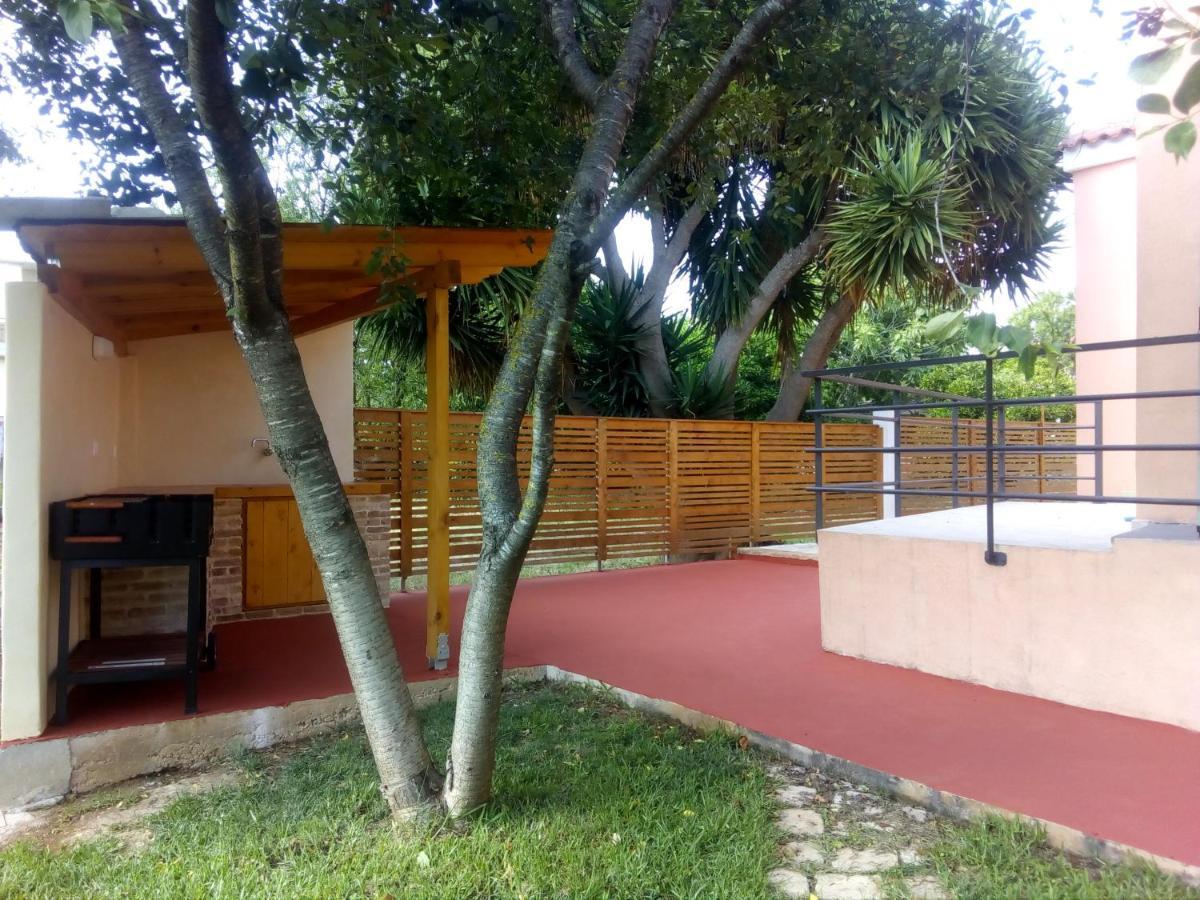 Villa Lelova Mítikasz Kültér fotó