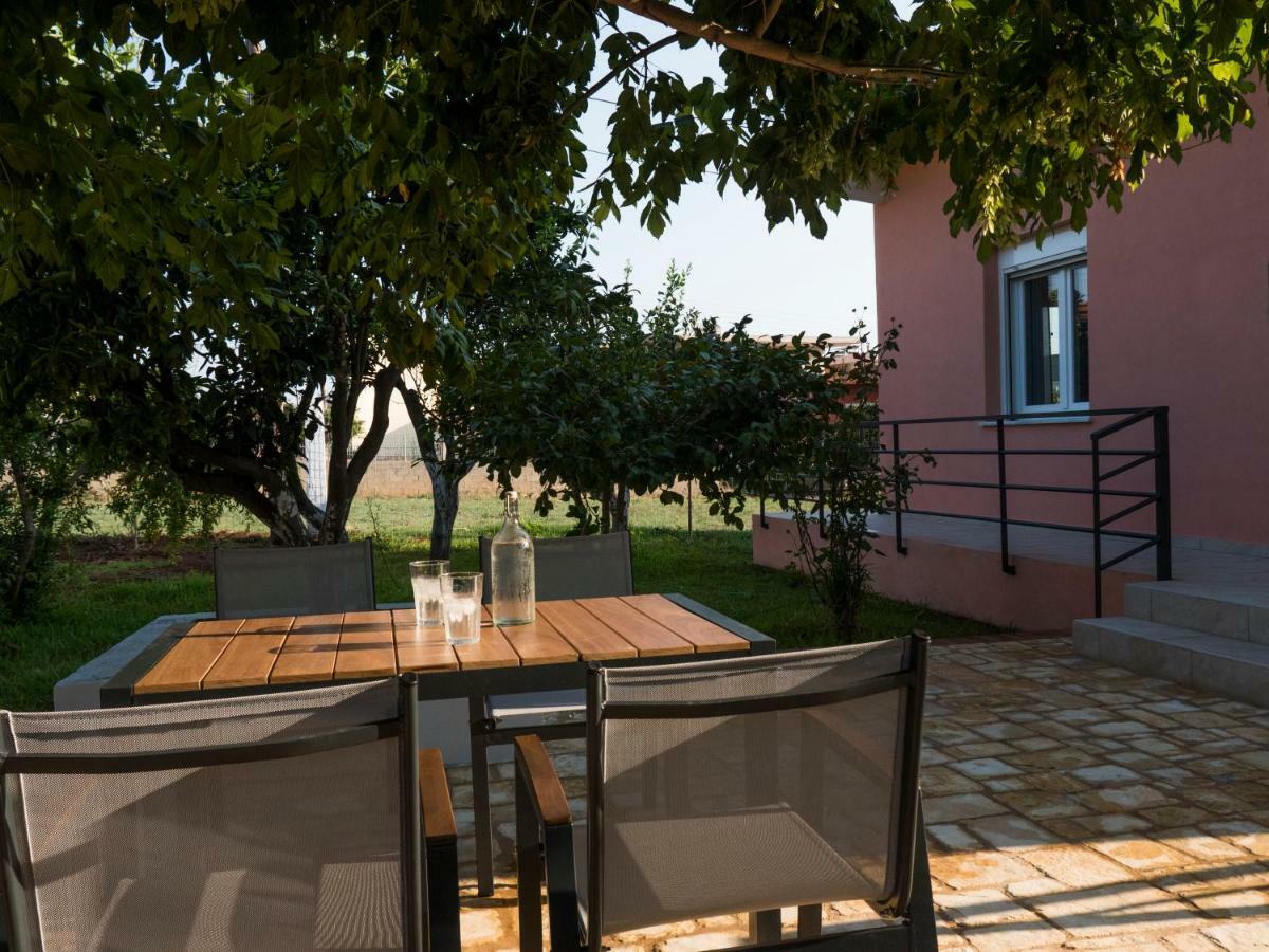 Villa Lelova Mítikasz Kültér fotó